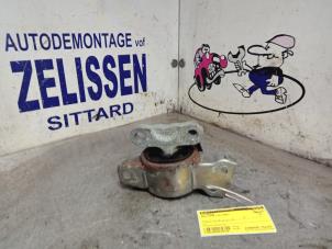 Gebruikte Motorrubber Opel Corsa D 1.4 16V Twinport Prijs € 36,75 Margeregeling aangeboden door Zelissen V.O.F. autodemontage