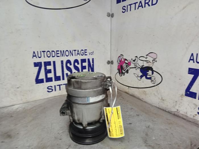 Gebruikte Pomp Airco Renault Scénic I (JA) 1.6 16V Prijs € 78,75 Margeregeling aangeboden door Zelissen V.O.F. autodemontage