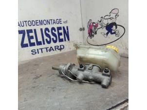 Gebruikte Hoofdremcilinder Volkswagen Polo IV (9N1/2/3) 1.2 12V Prijs € 31,50 Margeregeling aangeboden door Zelissen V.O.F. autodemontage