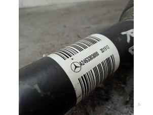 Gebruikte Cardanas rechts-voor (VWA) Mercedes A (W176) 1.6 A-180 16V Prijs € 204,75 Margeregeling aangeboden door Zelissen V.O.F. autodemontage