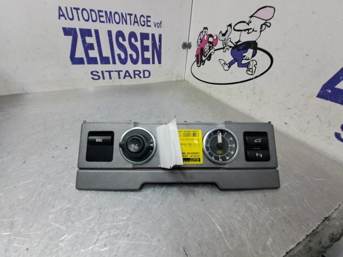Gebruikte Display Interieur Landrover Range Rover III (LM) 2.9 TD6 24V Prijs € 52,50 Margeregeling aangeboden door Zelissen V.O.F. autodemontage