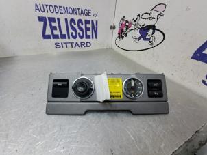 Gebruikte Display Interieur Landrover Range Rover III (LM) 2.9 TD6 24V Prijs € 52,50 Margeregeling aangeboden door Zelissen V.O.F. autodemontage
