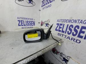 Gebruikte Spiegel Buiten links Suzuki Swift (ZA/ZC/ZD1/2/3/9) Prijs € 52,50 Margeregeling aangeboden door Zelissen V.O.F. autodemontage