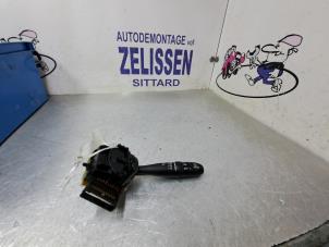 Gebruikte Ruitenwis Schakelaar Hyundai Getz 1.1i 12V Prijs € 21,00 Margeregeling aangeboden door Zelissen V.O.F. autodemontage