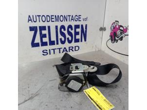 Gebruikte Veiligheidsgordel rechts-voor Hyundai H-1/H-200 2.5 Tdi Prijs € 52,50 Margeregeling aangeboden door Zelissen V.O.F. autodemontage