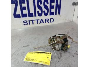Gebruikte Portierslot Mechaniek 2deurs rechts Hyundai H-1/H-200 2.5 Tdi Prijs € 42,00 Margeregeling aangeboden door Zelissen V.O.F. autodemontage