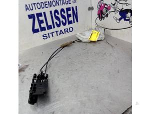 Gebruikte Portierslot Mechaniek 4Deurs rechts-achter Suzuki Swift (ZA/ZC/ZD1/2/3/9) Prijs € 42,00 Margeregeling aangeboden door Zelissen V.O.F. autodemontage