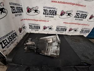 Gebruikte Versnellingsbak Mercedes C (W203) 1.8 C-180K 16V Prijs € 315,00 Margeregeling aangeboden door Zelissen V.O.F. autodemontage