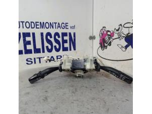 Gebruikte Licht + Raw Schakelaar Mazda 6 Sportbreak (GY19/89) 2.0i 16V Prijs € 42,00 Margeregeling aangeboden door Zelissen V.O.F. autodemontage