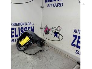 Gebruikte Buitenspiegel links Peugeot 207/207+ (WA/WC/WM) 1.4 16V VTi Prijs € 47,25 Margeregeling aangeboden door Zelissen V.O.F. autodemontage