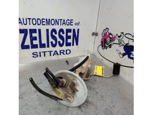 Gebruikte Benzinepomp Ford Transit 2.0 TDdi 16V Prijs € 73,50 Margeregeling aangeboden door Zelissen V.O.F. autodemontage