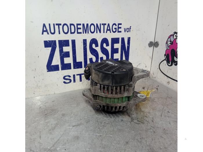 Gebruikte Dynamo Kia Rio (DC22/24) 1.5 RS,LS 16V Prijs € 31,50 Margeregeling aangeboden door Zelissen V.O.F. autodemontage
