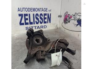 Gebruikte Wielophanging rechts-voor Peugeot 206 (2A/C/H/J/S) 1.6 16V Prijs € 42,00 Margeregeling aangeboden door Zelissen V.O.F. autodemontage