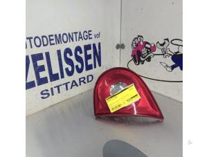 Gebruikte Achterlicht rechts Volkswagen Golf V (1K1) 1.6 FSI 16V Prijs € 21,00 Margeregeling aangeboden door Zelissen V.O.F. autodemontage