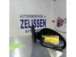 Gebruikte Spiegel Buiten rechts Seat Ibiza III (6L1) 1.4 16V 75 Prijs € 21,00 Margeregeling aangeboden door Zelissen V.O.F. autodemontage