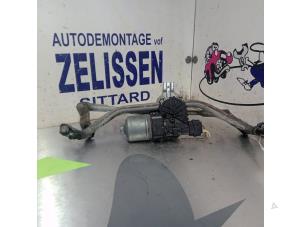 Gebruikte Ruitenwismotor + Mechaniek Peugeot 207/207+ (WA/WC/WM) 1.6 16V VTRi Prijs € 63,00 Margeregeling aangeboden door Zelissen V.O.F. autodemontage