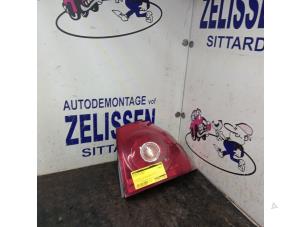 Gebruikte Achterlicht rechts Volkswagen Golf V (1K1) 1.4 16V Prijs € 42,00 Margeregeling aangeboden door Zelissen V.O.F. autodemontage