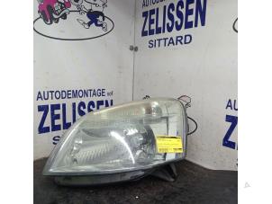 Gebruikte Linker Koplamp Citroen Berlingo 1.9 D Prijs € 42,00 Margeregeling aangeboden door Zelissen V.O.F. autodemontage