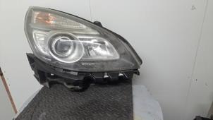 Gebruikte Rechter Koplamp Renault Grand Scénic II (JM) 2.0 16V Turbo Prijs € 157,50 Margeregeling aangeboden door Zelissen V.O.F. autodemontage