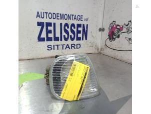 Gebruikte Knipperlichtglas rechts Volkswagen Polo III Classic (6KV2) 1.4i 60 Prijs € 10,50 Margeregeling aangeboden door Zelissen V.O.F. autodemontage