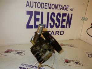 Gebruikte Servopomp Mazda 323 (BA12) 1.5i 16V Prijs op aanvraag aangeboden door Zelissen V.O.F. autodemontage