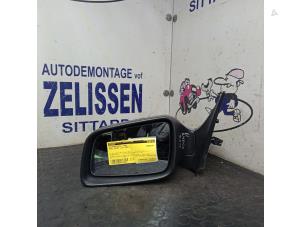 Gebruikte Spiegel Buiten links Opel Astra G (F67) 1.6 16V Prijs € 26,25 Margeregeling aangeboden door Zelissen V.O.F. autodemontage