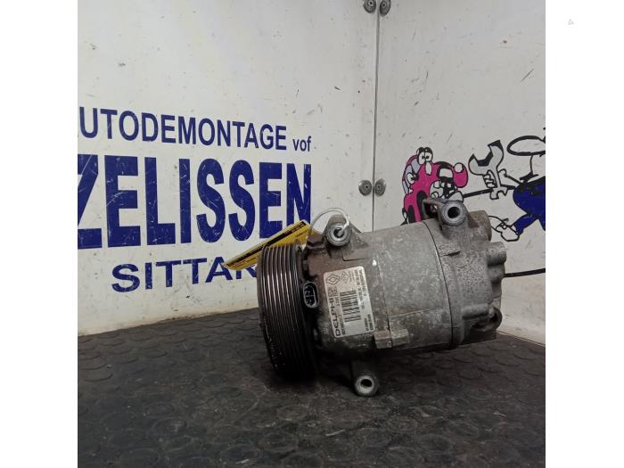 Gebruikte Aircopomp Renault Scénic II (JM) 1.6 16V Prijs € 141,75 Margeregeling aangeboden door Zelissen V.O.F. autodemontage