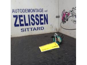 Gebruikte Alarm sirene BMW X3 (E83) 2.0d 16V Prijs € 31,50 Margeregeling aangeboden door Zelissen V.O.F. autodemontage