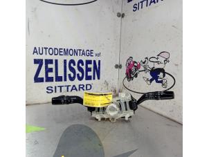 Gebruikte Combischakelaar Stuurkolom Mazda 6 Sportbreak (GY19/89) 2.0i 16V Prijs € 31,50 Margeregeling aangeboden door Zelissen V.O.F. autodemontage