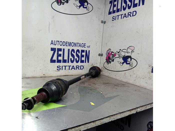 Gebruikte Steekas rechts-achter Volvo XC70 (SZ) XC70 2.4 T 20V Prijs € 78,75 Margeregeling aangeboden door Zelissen V.O.F. autodemontage