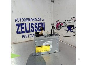 Gebruikte Radio CD Speler Peugeot 207/207+ (WA/WC/WM) 1.4 Prijs € 236,25 Margeregeling aangeboden door Zelissen V.O.F. autodemontage