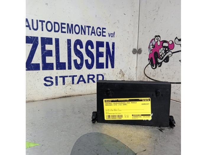 Gebruikte Module Centrale Deurvergrendeling Mercedes Vito (639.6) 2.2 109 CDI 16V Prijs € 47,25 Margeregeling aangeboden door Zelissen V.O.F. autodemontage