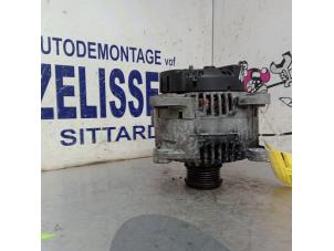Gebruikte Dynamo Audi A6 Avant (C6) 2.0 TDI 16V Prijs € 204,75 Margeregeling aangeboden door Zelissen V.O.F. autodemontage