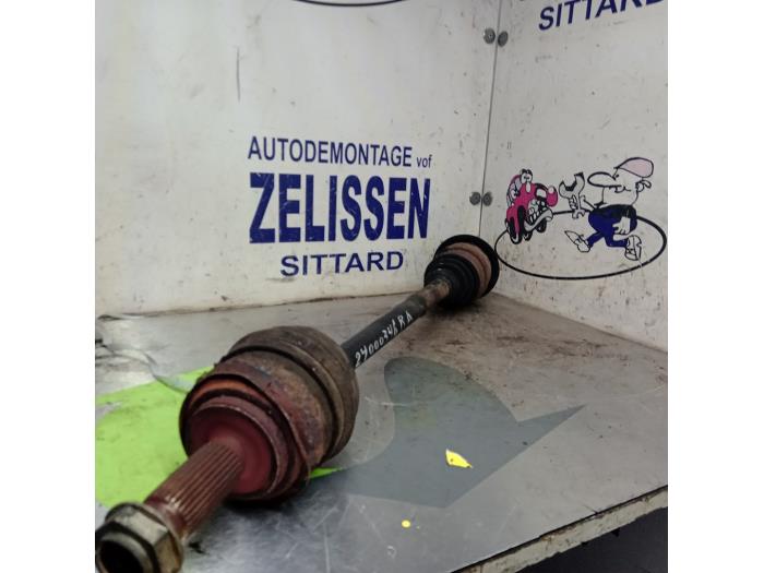Gebruikte Aandrijfas rechts-achter Mercedes Vito (639.6) 2.2 109 CDI 16V Prijs € 99,75 Margeregeling aangeboden door Zelissen V.O.F. autodemontage