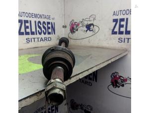 Gebruikte Homokineetas rechts-voor Volvo V50 (MW) 1.8 16V Prijs € 47,25 Margeregeling aangeboden door Zelissen V.O.F. autodemontage