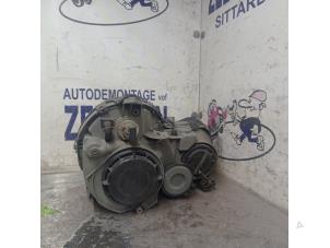 Gebruikte Koplamp links Mercedes CLK (C208) 2.0 200 16V Prijs € 52,50 Margeregeling aangeboden door Zelissen V.O.F. autodemontage
