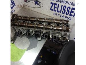 Gebruikte Cilinderkop BMW 7 serie (E65/E66/E67) 730d 24V Prijs € 498,75 Margeregeling aangeboden door Zelissen V.O.F. autodemontage
