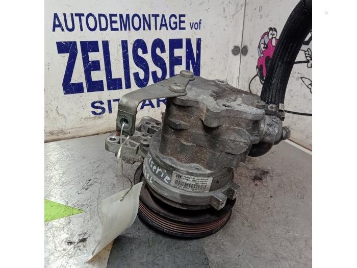 Gebruikte Pomp Servo BMW 7 serie (E65/E66/E67) Prijs € 152,25 Margeregeling aangeboden door Zelissen V.O.F. autodemontage