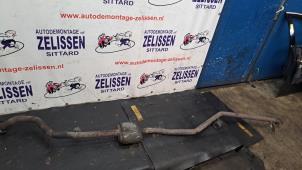 Gebruikte Uitlaat Middendemper BMW 1 serie (E87/87N) 118i 16V Prijs € 105,00 Margeregeling aangeboden door Zelissen V.O.F. autodemontage