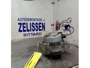 Gebruikte Dynamo Honda Civic (EG) 1.3 DX 16V Prijs € 21,00 Margeregeling aangeboden door Zelissen V.O.F. autodemontage