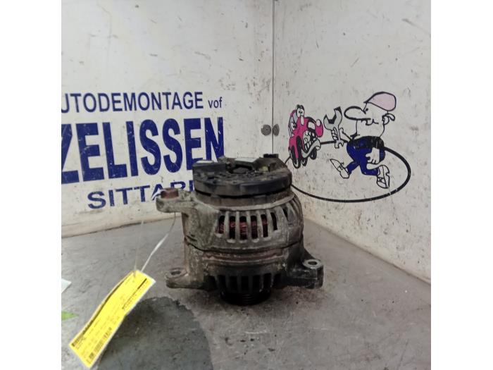 Gebruikte Dynamo Audi A4 Cabriolet (B6) 3.0 V6 30V Quattro Prijs € 57,75 Margeregeling aangeboden door Zelissen V.O.F. autodemontage