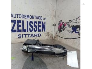 Gebruikte Portiergreep 2Deurs links Alfa Romeo MiTo (955) 1.3 JTDm 16V Eco Prijs € 21,00 Margeregeling aangeboden door Zelissen V.O.F. autodemontage