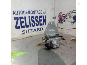 Gebruikte LPG Verdamper Fiat Bravo (198A) 1.4 16V Prijs € 26,25 Margeregeling aangeboden door Zelissen V.O.F. autodemontage