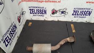 Gebruikte Uitlaat Middendemper Ford Mondeo IV Wagon 2.0 16V Flexifuel Prijs € 36,75 Margeregeling aangeboden door Zelissen V.O.F. autodemontage