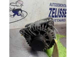 Gebruikte Dynamo Peugeot 206 (2A/C/H/J/S) 1.4 XR,XS,XT,Gentry Prijs € 31,50 Margeregeling aangeboden door Zelissen V.O.F. autodemontage