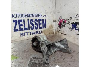 Gebruikte Motorrubber BMW Mini One/Cooper (R50) 1.6 16V One Prijs € 31,50 Margeregeling aangeboden door Zelissen V.O.F. autodemontage