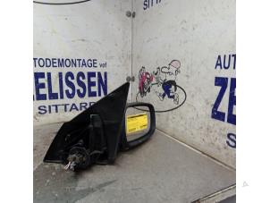 Gebruikte Spiegel Buiten rechts Renault Megane II CC (EM) 2.0 16V Prijs € 47,25 Margeregeling aangeboden door Zelissen V.O.F. autodemontage