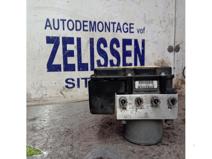 Gebruikte ABS Pomp Peugeot 308 (4A/C) 1.6 VTI 16V Prijs € 204,75 Margeregeling aangeboden door Zelissen V.O.F. autodemontage