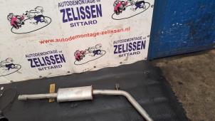 Gebruikte Uitlaat Middendemper Peugeot 308 (4A/C) 1.6 16V THP 150 Prijs € 47,25 Margeregeling aangeboden door Zelissen V.O.F. autodemontage