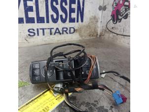 Gebruikte Raam schakelaar elektrisch Mercedes E Estate (S212) E-200 CDI 16V BlueEfficiency,BlueTEC Prijs € 47,25 Margeregeling aangeboden door Zelissen V.O.F. autodemontage